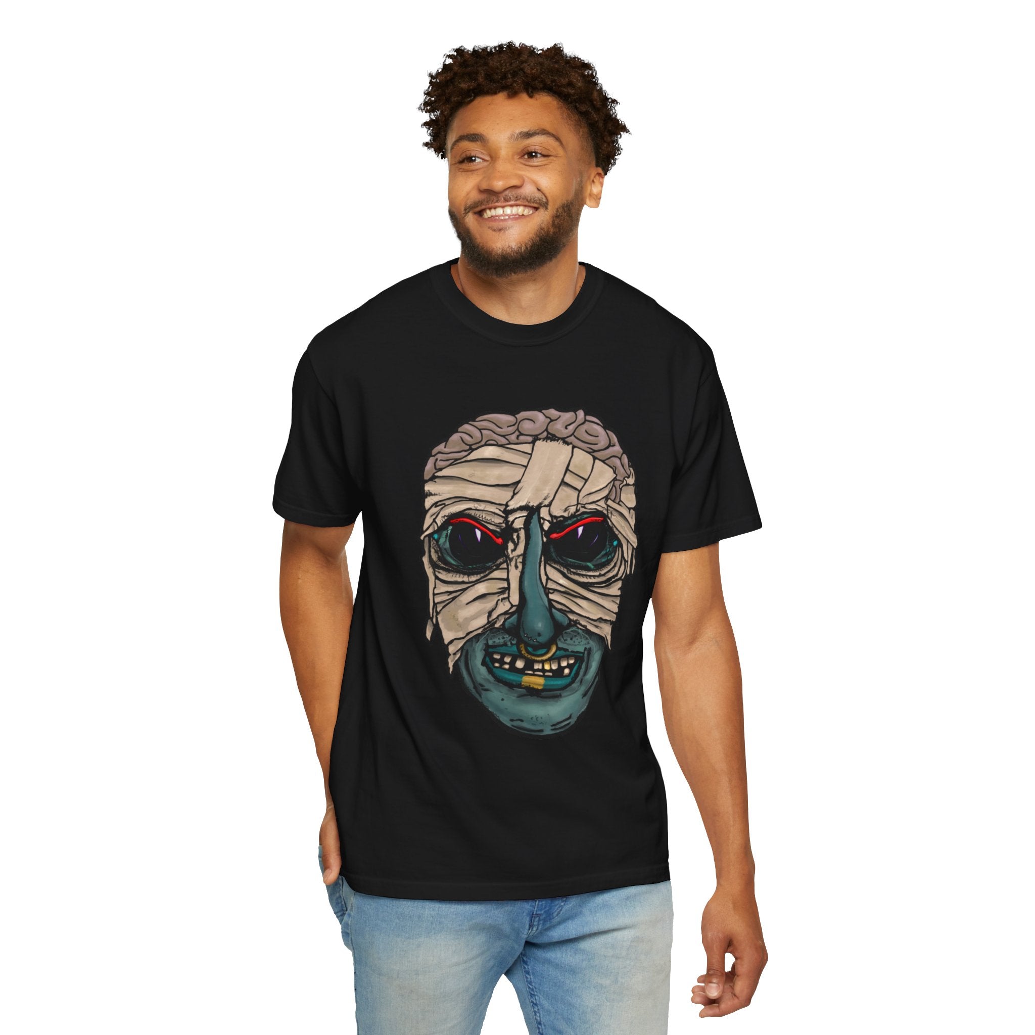 Freaky Features Mummy t-shirt, front shows bandaged mummy head with exposed brain and glowing eyes, back shows open pizza box with brain pizza and worms
