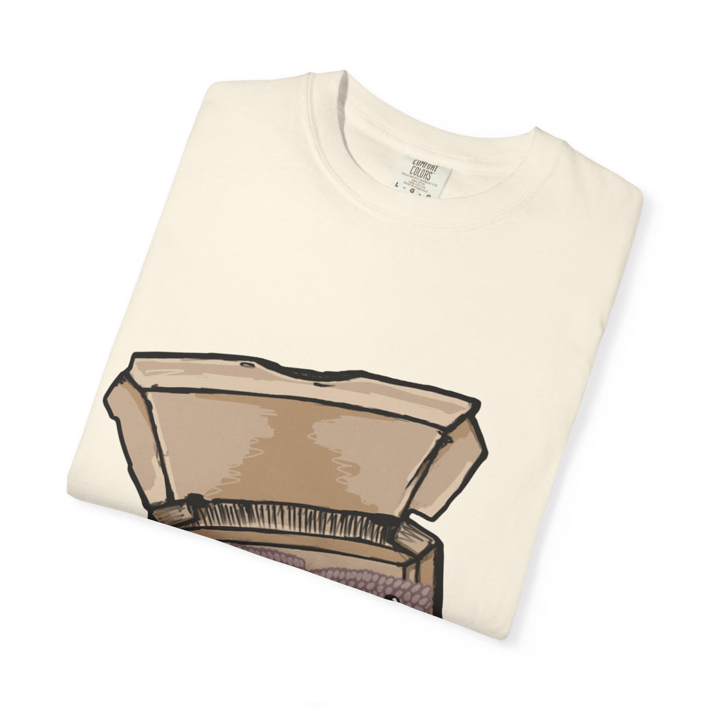 Hand-drawn knitted pizza slices t-shirt showing open pizza box with two smiling knitted pepperoni pizza slices from PizzaBytes collection

